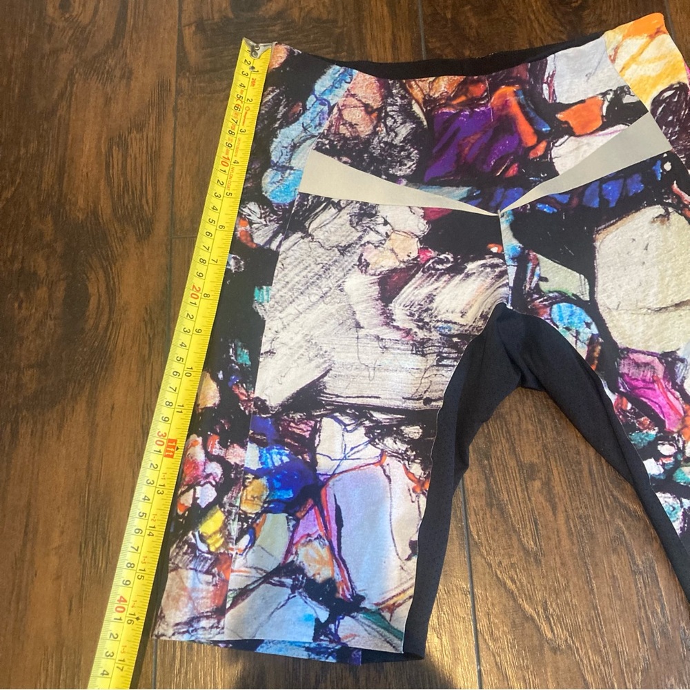Shorts - Picture 8 of 12